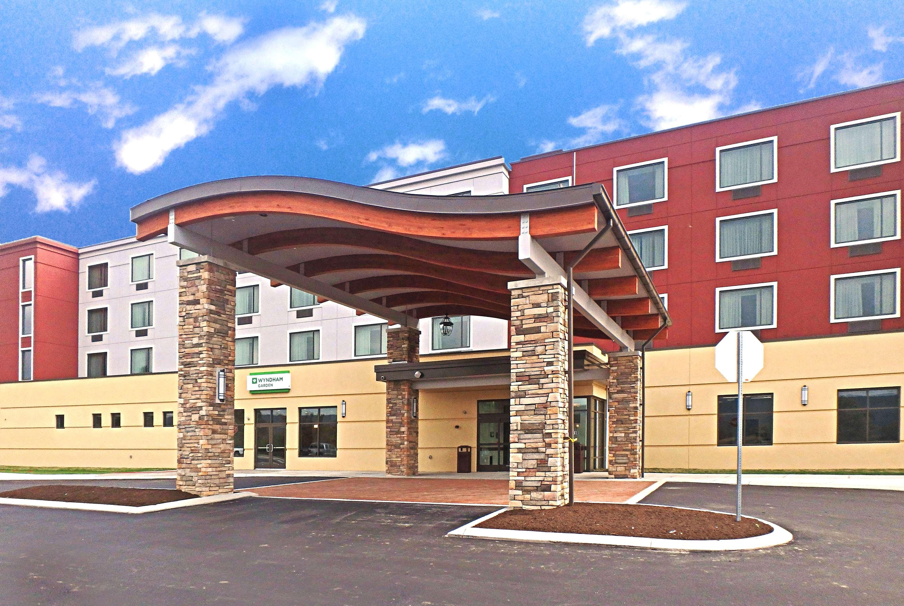 Готель Wyndham Garden State College Boalsburg Екстер'єр фото